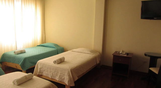 Hostal Las Flores, Book Hotel 3-stjernede hoteller i El Carmen, 3*