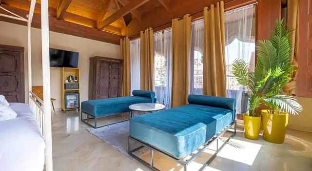 Полулюкс Hotel Cetina Palacio Ayala Berganza