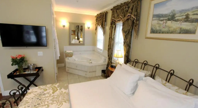 Номер Deluxe Bayfront Westcott House Bed & Breakfast