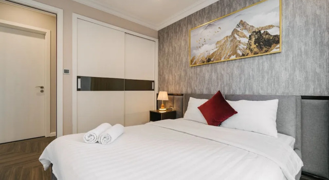 Апартаменты Standard Fujihousing - Vinhomes Metropolis Apartment