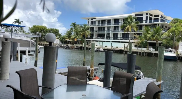 Апартаменты Singer House on the Water