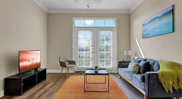 FRONTDESK Calais Midtown Apts Houston, Забронировать Отель Отели Хьюстона 3 звезды, 3*