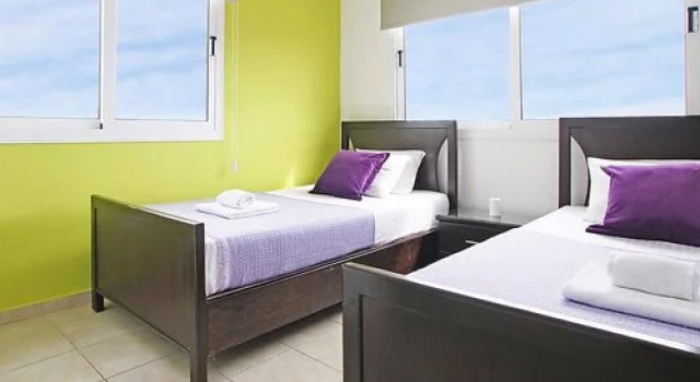 House PESUN9 Scarperia, Забронировать Отель Отели Айия-Напа с парковкой, Парковка