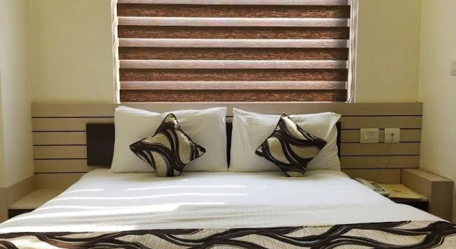Hotel Exotica Inn, Забронировать Отель Карол-Бах Нью-Дели