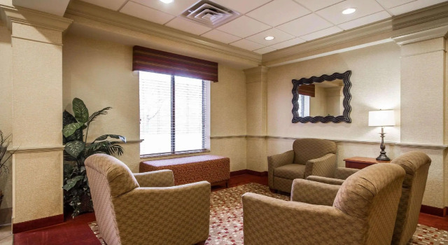Sleep Inn & Suites Milwaukee Airport