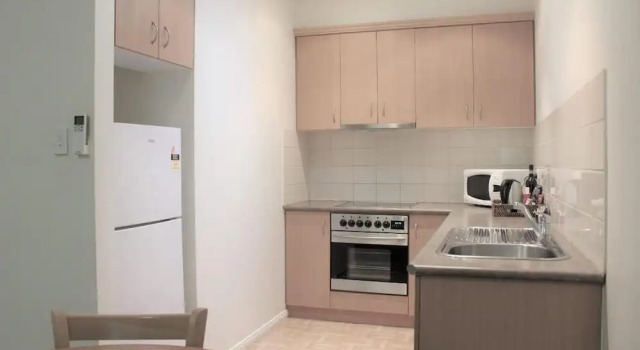 Апартаменты Deluxe Carlyle Suites & Apartments