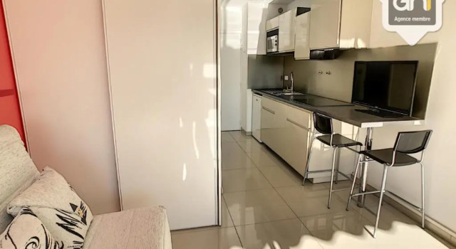 Studio première ligne terrasse vue dégagée centre ville point zero, Book Apartment La Grande-Motte Camargue