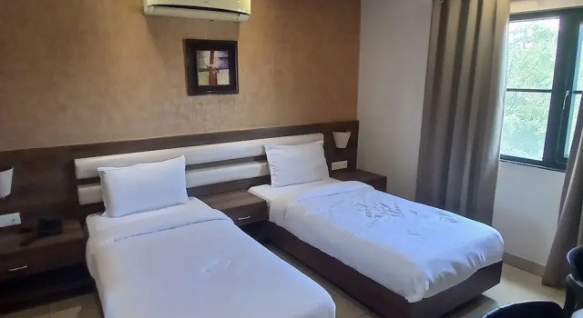 Standard huone Hotel Square 36