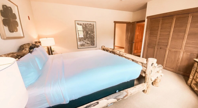 Red Hawk Townhomes 2338