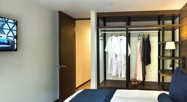 Suite Suites Batia