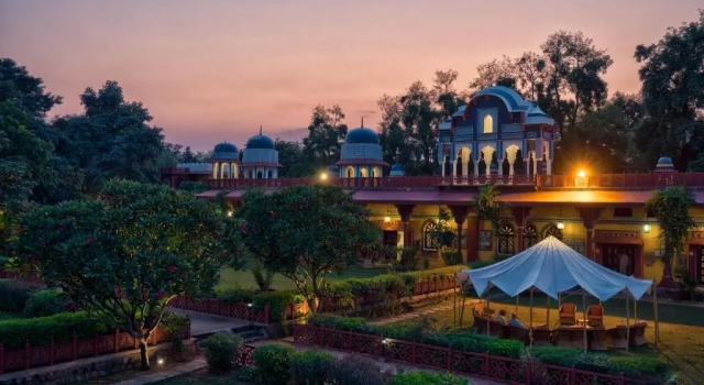 Двухместный номер Standard с видом на бассейн Bundelkhand Riverside
