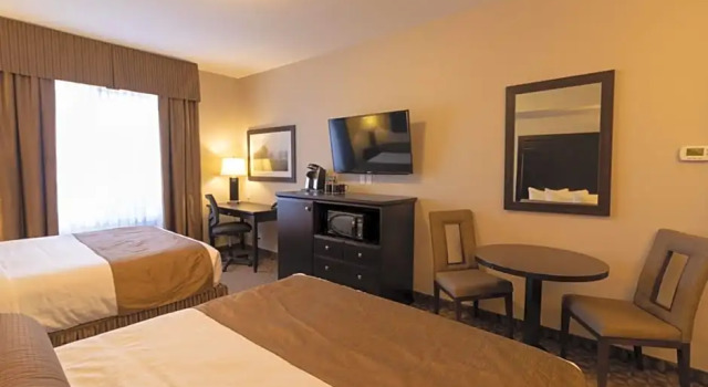 Номер Deluxe The Kanata by BCMInns Whitecourt