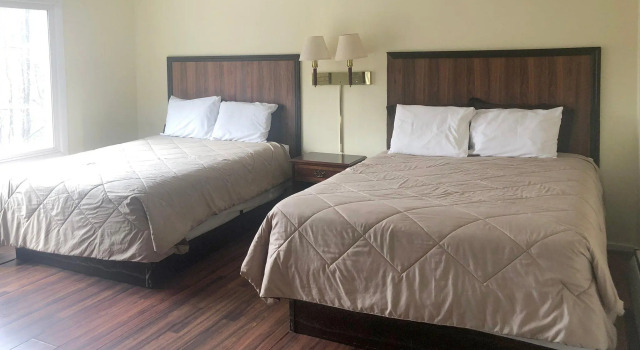 Четырёхместный номер Standard Buena Vista Inn Motel