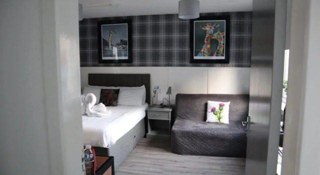 Студия Harbourside Hotel