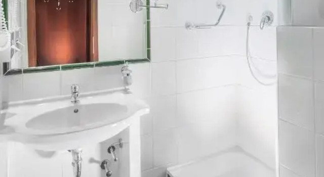 Dreier Zimmer Hotel Lunik