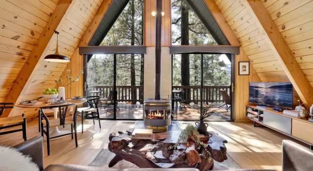 Номер Standard с балконом и с видом на горы Moonridge Modern Chalet #2453