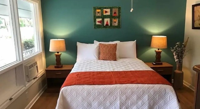 Двухместный номер Standard с видом на горы Meadowlark Motel with Restaurant & Bar