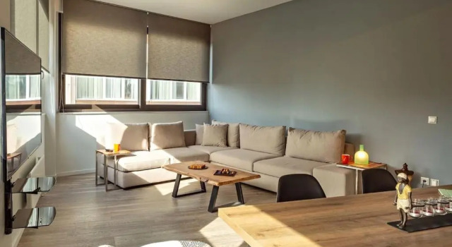 THE apartment 2 BDRS/2 BATHS luxury residence