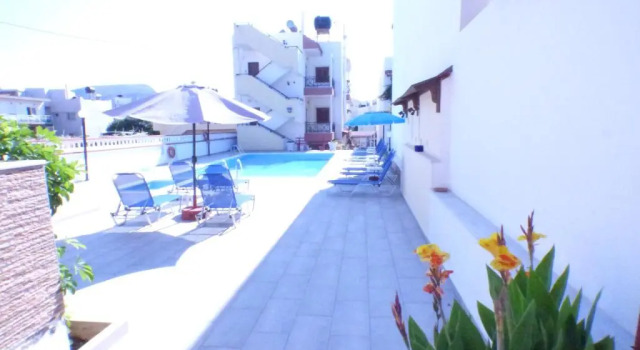 Студия Eleni Apartments