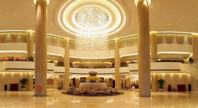 Yuekai International Hotel Zhaoqing, Boek Hotel Hotels in Guangdong met parkeren, Parkeren
