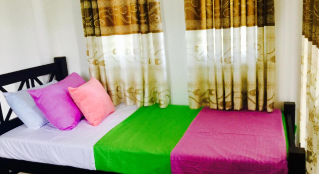 Hikkaduwa Family Inn, Забронировать Отель Недорогие отели Хиккадува, рядом с Пляж Хиккадувы, недорого