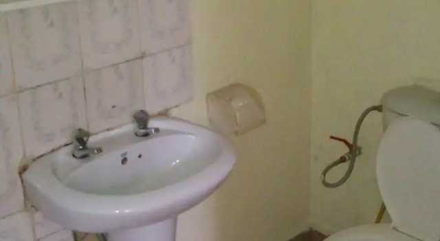 Camera Standard Glory Guest House