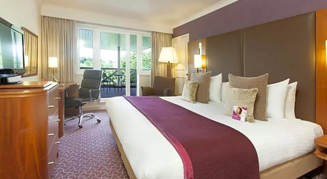 Premium- dobbelt værelse med altan Village Hotel Reading