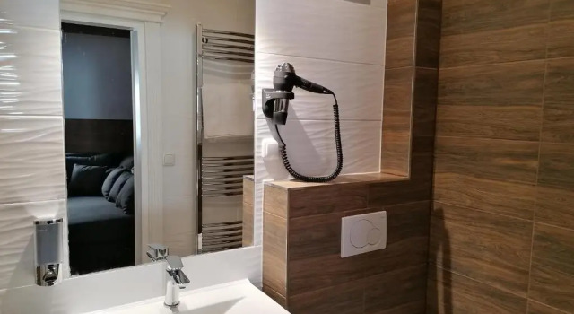 Студия с видом на внутренний двор GOLDEN STAR - Premium Apartments