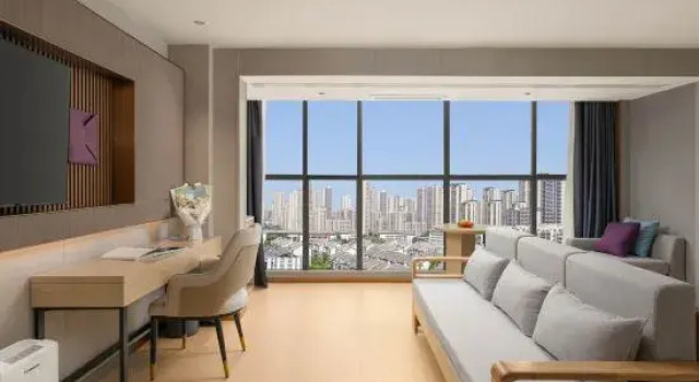 Люкс Deluxe Lavande Hotels·Guiyaung North Railway Station