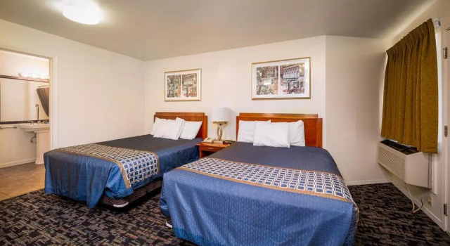 Четырёхместный номер Standard Riverview Lodge