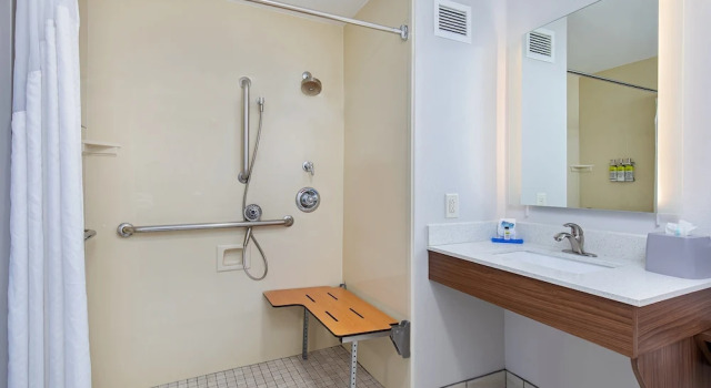 Двухместный люкс Holiday Inn Express Hotel & Suites Mount Juliet - Nashville Area by IHG