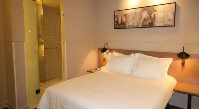 Номер Business Jinjiang Inn Select Yantai Development Zone Wuzhishan Road
