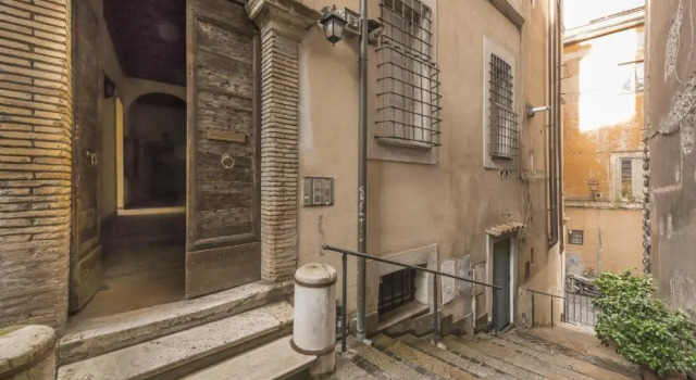 Апартаменты Two Bedrooms Apartment with Solarium with View on San Peter Church And Sant'Angelo Castle