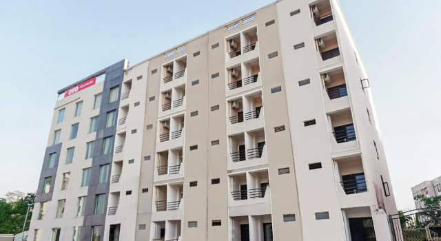 OYO Townhouse 866 Classio Suites, Забронировать Отель Отели штата Махараштры 3 звезды, 3*