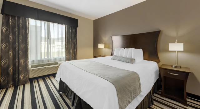 Best Western Plus Sand Bass Inn and Suites, Boek Hotel Hotels in Oklahoma met zwembad, Zwembad