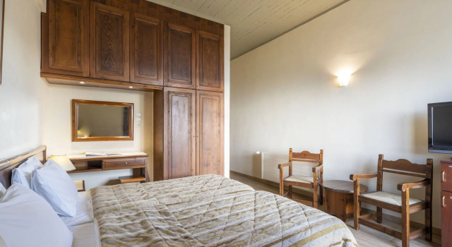 Номер Standard с видом на окрестности Anemolia Mountain Resort