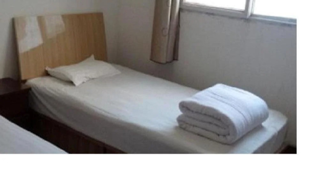 Juyuan Hotel, Book Hotel Hoteller i Yanan med parkering, Parkering