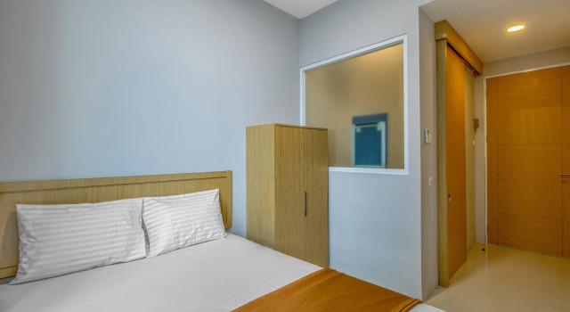 Homestay 8 - CBC, Prenota Appartamento Hotel a Tangerang con parcheggio, Parcheggio