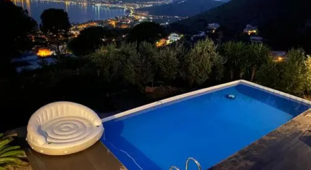 Il Casale villa con piscina e giardino vista mare, Book Hotel Formia Lazio Coast