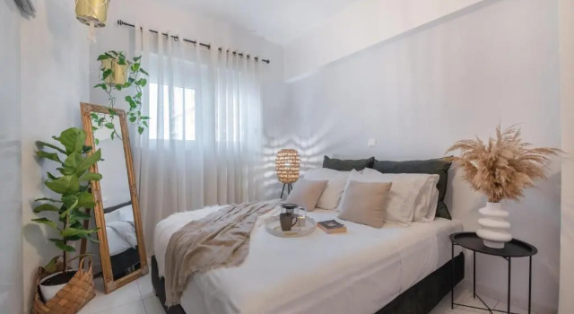 Inconceptual apartment, Rezervați Apartament Hoteluri în Paradisi cu parcare, Parcare