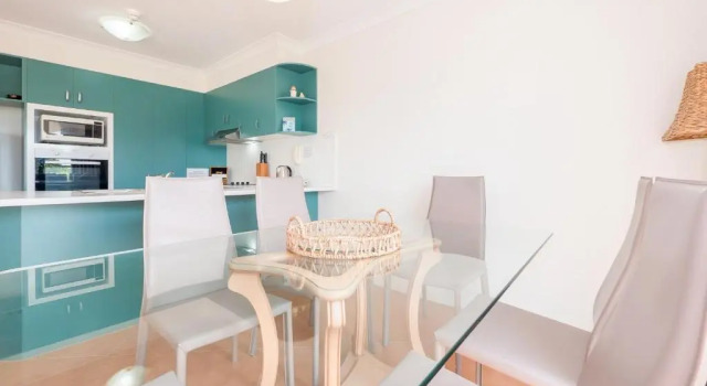 Апартаменты с 2 комнатами с видом на воду Currumbin Sands On The Beach