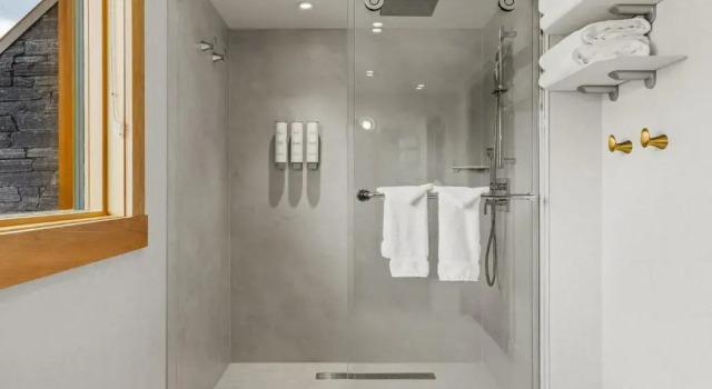 Standard double chambre avec balcon et Vue sur les terres Otter Hotel