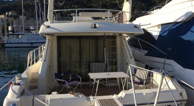 Yacht Summertime 3 Bedrooms, Забронировать Отель Отели Монако и окрестностей с парковкой, Парковка