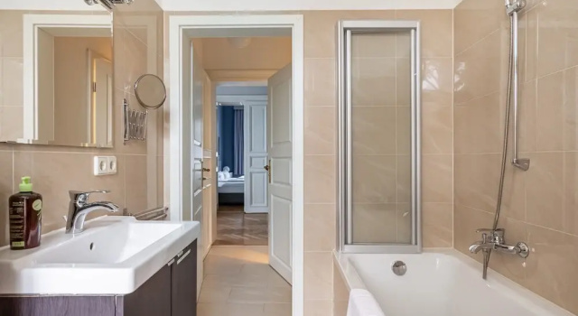 Люкс Цокольный этаж с 2 комнатами Limehome Dresden Antonstraße
