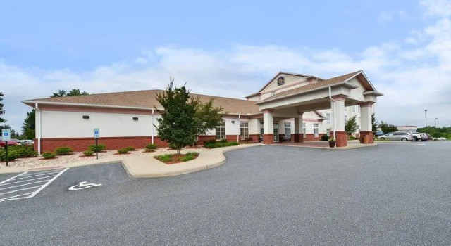 Люкс Standard Best Western Plus Crossroads Inn & Suites