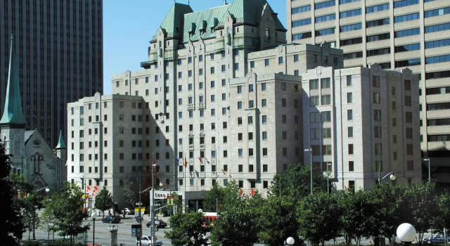 Номер Standard Lord Elgin Hotel