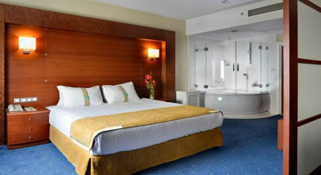 Двухместный Suite Additional Living Area Holiday Inn Istanbul City by IHG