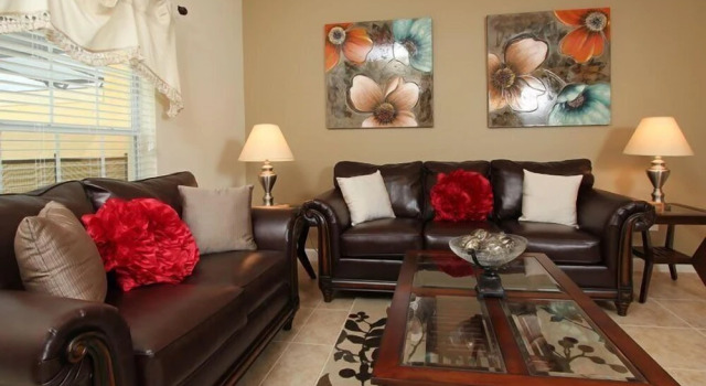 Stunning 4 Bedroom 3 Bathroom Town Home Sleeps 8, Buchen Sie Hotel Hotels in Four Corners mit Pool, Schwimmbad