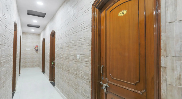 OYO 48585 Hotel Raghuvansh