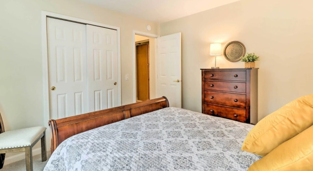 Коттедж с 4 комнатами Blakeslee Home w/ Private Hot Tub, 5 Mi to Skiing